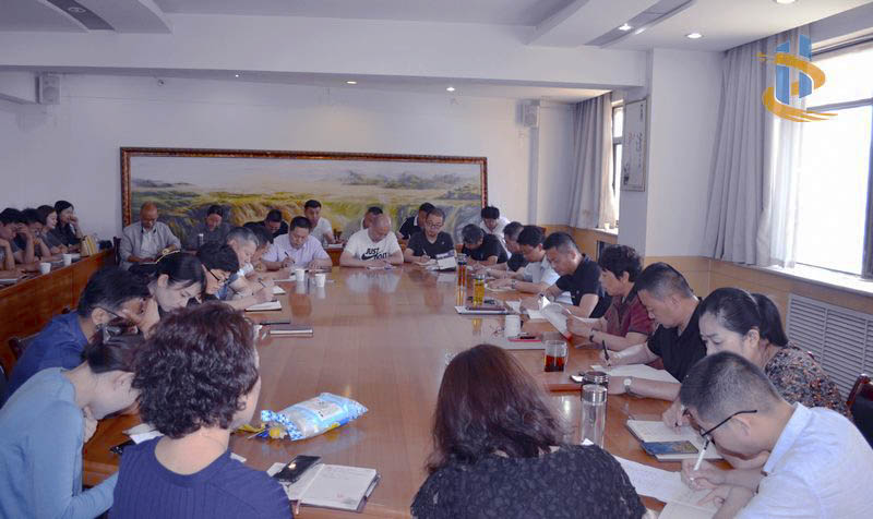 中共菏澤市建設(shè)工程監(jiān)理咨詢有限公司支部委員會(huì)開(kāi)展“支部書(shū)記講堂課”活動(dòng) 中共菏澤市建設(shè)工程監(jiān)理咨詢有限公司支部委員會(huì)開(kāi)展“支部書(shū)記講堂課”活動(dòng)